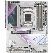 Gigabyte X870E AORUS MASTER X3D ICE moederbord
