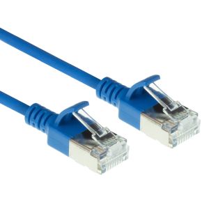 ACT Blauwe 1 meter LSZH U/FTP CAT6A datacenter slimline patchkabel snagless met RJ45 connectoren