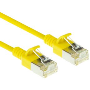 ACT Gele 1 meter LSZH U/FTP CAT6A datacenter slimline patchkabel snagless met RJ45 connectoren