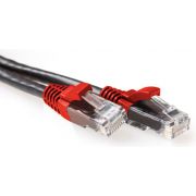 ACT Zwarte 0,50 meter U/UTP CAT6A patchkabel cross met RJ45 connectoren