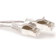 ACT Witte 7 meter LSZH SFTP CAT6A patchkabel snagless met RJ45 connectoren