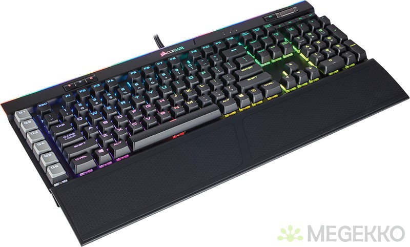 corsair k95 rgb platinum mechanical gaming keyboard cherry mx speed